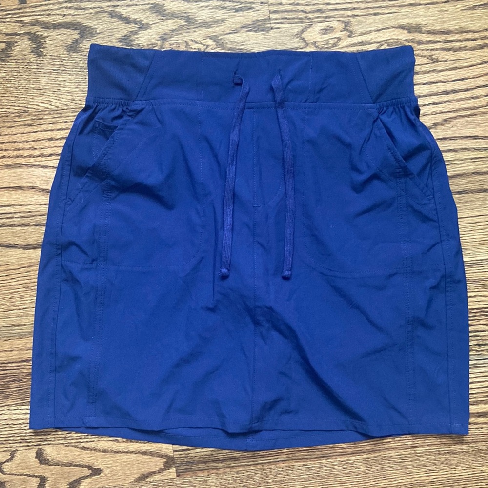 NWOT Active Skirt